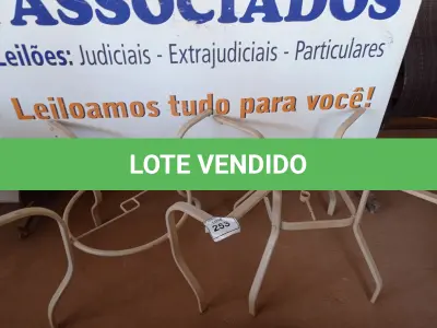 LOTE 253 - 02 PÉS DE MESA PARA JARDIM (TABLE LEGS). (GARDEN) (NO ESTADO EM QUE SE ENCONTRA. SUJEITO A AVARIAS OCULTAS/VISÍVEIS.) 0000087