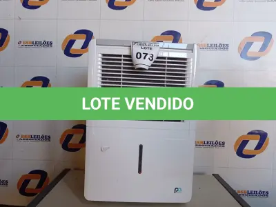 LOTE 073 - 01 DESUMIDIFICADOR DE AR MARCA CONFORT-AIR 115V (DEHUMIDIFIER). (NO ESTADO EM QUE SE ENCONTRA. SUJEITO A AVARIAS OCULTAS/VISÍVEIS.) AV9846K