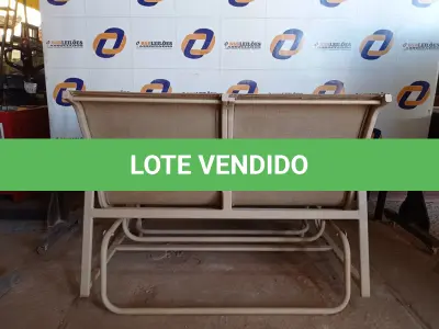 LOTE 108 - 01 CADEIRA DE BALANÇO DOIS LUGARES PARA PISCINA (SOFA GARDEN).  (NO ESTADO EM QUE SE ENCONTRA. SUJEITO A AVARIAS OCULTAS/VISÍVEIS.) BF8568D