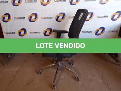 LOTE 179 - 01 CADEIRA PARA ESCRITÓRIO (CHAIR). (NO ESTADO EM QUE SE ENCONTRA. SUJEITO A AVARIAS OCULTAS/VISÍVEIS.) AU2482J