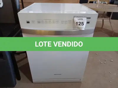 LOTE 125 - 01 LAVA-LOUÇAS BRASTEMP MODELO BLF14ABBNA 220 VOLTS (DISHWASHER). (NO ESTADO EM QUE SE ENCONTRA. SUJEITO A AVARIAS OCULTAS/VISÍVEIS.) BH1531R