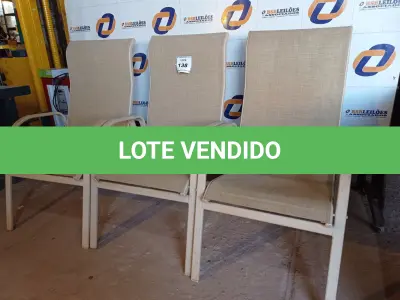 LOTE 138 - 03 CADEIRAS EM ALUMÍNIO PARA PISCINA (CHAIR). (NO ESTADO EM QUE SE ENCONTRA. SUJEITO A AVARIAS OCULTAS/VISÍVEIS.) AV9821V, AV9588K, AV9588L