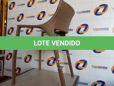 LOTE 196 - 01 CADEIRA EM FIBRA SINTÉTICA (CHAIR). (NO ESTADO EM QUE SE ENCONTRA. SUJEITO A AVARIAS OCULTAS/VISÍVEIS.) BH1524Y