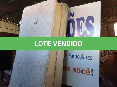 LOTE 010 - 01 COLCHÃO DE SOLTEIRO COM BASE (TWIN BED (MATTRESS+BOX). (NO ESTADO EM QUE SE ENCONTRA. SUJEITO A AVARIAS OCULTAS/VISÍVEIS.) AV9973W, AV9377M