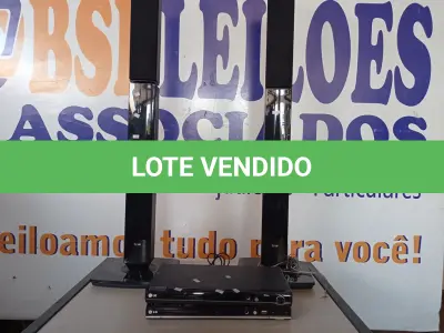 LOTE 151 - 02 CAIXAS DE SOM TIPO TORRE MARCA LG E 02 APARELHOS DE DVD MARCA LG. (NO ESTADO) ATENÇÃO! FAZER A VISITAÇÃO ANTES DE ARREMATAR, NÃO SABEMOS SE FUNCIONA. LEILÃO NÃO TEM GARANTIA E NEM DEVOLUÇÃO, SUJEITO A POSSÍVEIS AVARIAS VISÍVEIS/OCULTAS E/OU AUSÊNCIA DE COMPONENTES.