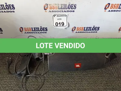LOTE 019 - 01 CAIXA DE SOM EXTREME COM FONTE. (NO ESTADO) ATENÇÃO! FAZER A VISITAÇÃO ANTES DE ARREMATAR, NÃO SABEMOS SE FUNCIONA. LEILÃO NÃO TEM GARANTIA E NEM DEVOLUÇÃO, SUJEITO A POSSÍVEIS AVARIAS VISÍVEIS/OCULTAS E/OU AUSÊNCIA DE COMPONENTES.