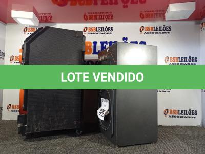 LOTE 106 - 01 APARELHO DE SOM MARCA FRAHM 220V E OUTRO DA MARCA LENOXX 220V. (NO ESTADO) ATENÇÃO! FAZER A VISITAÇÃO ANTES DE ARREMATAR, NÃO SABEMOS SE FUNCIONA. LEILÃO NÃO TEM GARANTIA E NEM DEVOLUÇÃO, SUJEITO A POSSÍVEIS AVARIAS VISÍVEIS/OCULTAS E/OU AUSÊNCIA DE COMPONENTES.