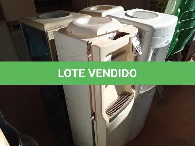 LOTE 239 - 04 BEBEDOUROS PARA GARRAFÃO MARCAS E MODELOS DIVERSOS PARA A RETIRADA DE PEÇAS. (NO ESTADO) ATENÇÃO! FAZER A VISITAÇÃO ANTES DE ARREMATAR, NÃO SABEMOS SE FUNCIONA. LEILÃO NÃO TEM GARANTIA E NEM DEVOLUÇÃO, SUJEITO A POSSÍVEIS AVARIAS VISÍVEIS/OCULTAS E/OU AUSÊNCIA DE COMPONENTES.