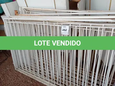 LOTE 352 - 01 LOTE COM GRADES PARA PLAYGROUND. (NO ESTADO EM QUE SE ENCONTRA. SUJEITO A AVARIAS OCULTAS/VISÍVEIS.)