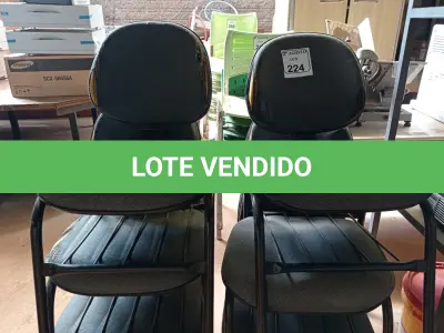 LOTE 224 - 06 CADEIRAS PARA ESCRITÓRIO. (NO ESTADO) ATENÇÃO! FAZER A VISITAÇÃO ANTES DE ARREMATAR, NÃO SABEMOS SE FUNCIONA. LEILÃO NÃO TEM GARANTIA E NEM DEVOLUÇÃO, SUJEITO A POSSÍVEIS AVARIAS VISÍVEIS/OCULTAS E/OU AUSÊNCIA DE COMPONENTES.