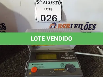 LOTE 026 - 01 MEDIDOR DE TERRA DIGITAL KYORITSU MODELO 4105. (NO ESTADO) ATENÇÃO! FAZER A VISITAÇÃO ANTES DE ARREMATAR, NÃO SABEMOS SE FUNCIONA. LEILÃO NÃO TEM GARANTIA E NEM DEVOLUÇÃO, SUJEITO A POSSÍVEIS AVARIAS VISÍVEIS/OCULTAS E/OU AUSÊNCIA DE COMPONENTES.