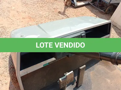 LOTE 325 - 01 CARRINHO DE GOLFE CLUB CAR TRANSPORTER 4. (NO ESTADO) (GOLF CART) (WITHOUT KEYS) (NO ESTADO EM QUE SE ENCONTRA. SUJEITO A AVARIAS OCULTAS/VISÍVEIS.) AV9495Y