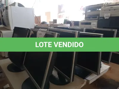 LOTE 148 - 09 MONITORES LCD MARCAS E MODELOS DIVERSOS PARA RETIRADA DE PEÇAS. (NO ESTADO) ATENÇÃO! FAZER A VISITAÇÃO ANTES DE ARREMATAR, NÃO SABEMOS SE FUNCIONA. LEILÃO NÃO TEM GARANTIA E NEM DEVOLUÇÃO, SUJEITO A POSSÍVEIS AVARIAS VISÍVEIS/OCULTAS E/OU AUSÊNCIA DE COMPONENTES.