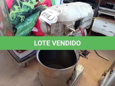 LOTE 254 - 01 BATEDEIRA SEMI INDUSTRIAL PARA A RETIRADA DE PEÇAS. (NO ESTADO) ATENÇÃO! FAZER A VISITAÇÃO ANTES DE ARREMATAR, NÃO SABEMOS SE FUNCIONA. LEILÃO NÃO TEM GARANTIA E NEM DEVOLUÇÃO, SUJEITO A POSSÍVEIS AVARIAS VISÍVEIS/OCULTAS E/OU AUSÊNCIA DE COMPONENTES.