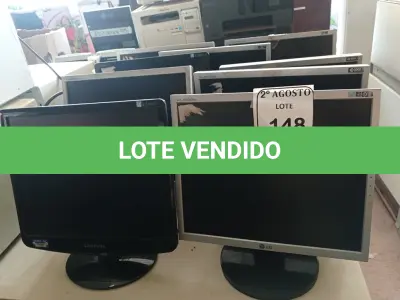 LOTE 148 - 09 MONITORES LCD MARCAS E MODELOS DIVERSOS PARA RETIRADA DE PEÇAS. (NO ESTADO) ATENÇÃO! FAZER A VISITAÇÃO ANTES DE ARREMATAR, NÃO SABEMOS SE FUNCIONA. LEILÃO NÃO TEM GARANTIA E NEM DEVOLUÇÃO, SUJEITO A POSSÍVEIS AVARIAS VISÍVEIS/OCULTAS E/OU AUSÊNCIA DE COMPONENTES.