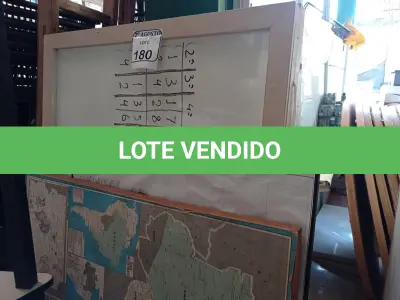LOTE 180 - 06 QUADROS DE ESCREVER TAMANHOS DIVERSOS. (NO ESTADO) ATENÇÃO! FAZER A VISITAÇÃO ANTES DE ARREMATAR, NÃO SABEMOS SE FUNCIONA. LEILÃO NÃO TEM GARANTIA E NEM DEVOLUÇÃO, SUJEITO A POSSÍVEIS AVARIAS VISÍVEIS/OCULTAS E/OU AUSÊNCIA DE COMPONENTES.