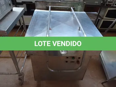 LOTE 252 - 01 CARRINHO PARA FRIOS EM INOX. (NO ESTADO) ATENÇÃO! FAZER A VISITAÇÃO ANTES DE ARREMATAR, NÃO SABEMOS SE FUNCIONA. LEILÃO NÃO TEM GARANTIA E NEM DEVOLUÇÃO, SUJEITO A POSSÍVEIS AVARIAS VISÍVEIS/OCULTAS E/OU AUSÊNCIA DE COMPONENTES.