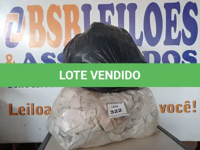 LOTE 322 - 01 LOTE COM 20 CORTINAS DIVERSAS (SACKS WITH CURTAINS). (NO ESTADO EM QUE SE ENCONTRA. SUJEITO A AVARIAS OCULTAS/VISÍVEIS.) 0000083