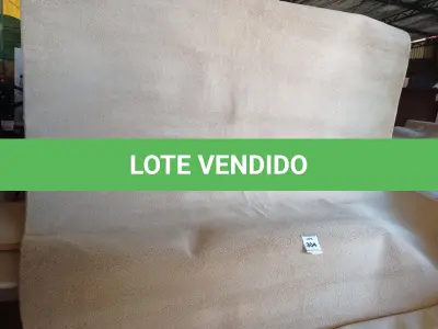 LOTE 304 - 01 TAPETE (RUG). (NO ESTADO EM QUE SE ENCONTRA. SUJEITO A AVARIAS OCULTAS/VISÍVEIS.) AV9829N