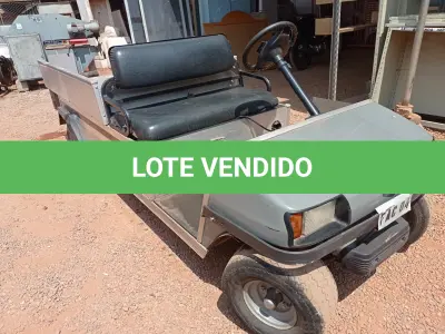LOTE 324 - 01 CARRINHO DE GOLFE CLUB CAR CARRYALL 6. (NO ESTADO) (GOLF CART) (WITHOUT KEYS) (NO ESTADO EM QUE SE ENCONTRA. SUJEITO A AVARIAS OCULTAS/VISÍVEIS.) AV9497A