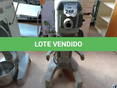 LOTE 248 - 01 BATEDEIRA INDUSTRIAL DE MASSAS MARCA HOBART. (NO ESTADO) ATENÇÃO! FAZER A VISITAÇÃO ANTES DE ARREMATAR, NÃO SABEMOS SE FUNCIONA. LEILÃO NÃO TEM GARANTIA E NEM DEVOLUÇÃO, SUJEITO A POSSÍVEIS AVARIAS VISÍVEIS/OCULTAS E/OU AUSÊNCIA DE COMPONENTES.