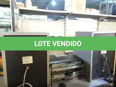 LOTE 139 - 01 RECEIVER MARCA AKAI, 02 CAIXAS SOM E 01 APARELHO DE DVD MARCA SONY. (NO ESTADO) ATENÇÃO! FAZER A VISITAÇÃO ANTES DE ARREMATAR, NÃO SABEMOS SE FUNCIONA. LEILÃO NÃO TEM GARANTIA E NEM DEVOLUÇÃO, SUJEITO A POSSÍVEIS AVARIAS VISÍVEIS/OCULTAS E/OU AUSÊNCIA DE COMPONENTES.