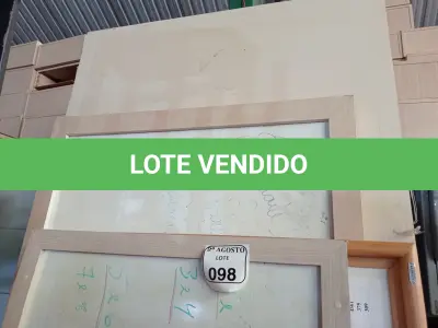 LOTE 098 - 05 QUADROS DE ESCREVER TAMANHOS DIVERSOS. (NO ESTADO) ATENÇÃO! FAZER A VISITAÇÃO ANTES DE ARREMATAR, NÃO SABEMOS SE FUNCIONA. LEILÃO NÃO TEM GARANTIA E NEM DEVOLUÇÃO, SUJEITO A POSSÍVEIS AVARIAS VISÍVEIS/OCULTAS E/OU AUSÊNCIA DE COMPONENTES.