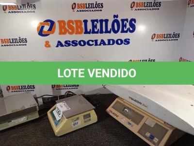 LOTE 125 - 03 BALANÇAS DIGITAIS, SENDO 01 PARA PESAR BEBÊS DE MARCAS E MODELOS DIVERSOS. (NO ESTADO) ATENÇÃO! FAZER A VISITAÇÃO ANTES DE ARREMATAR, NÃO SABEMOS SE FUNCIONA. LEILÃO NÃO TEM GARANTIA E NEM DEVOLUÇÃO, SUJEITO A POSSÍVEIS AVARIAS VISÍVEIS/OCULTAS E/OU AUSÊNCIA DE COMPONENTES.