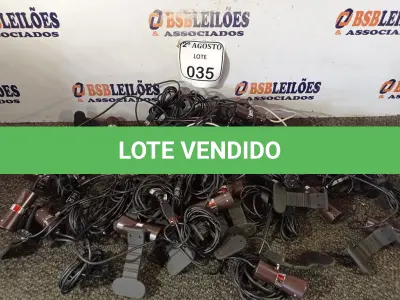 LOTE 035 - 01 LOTE COM VÁRIAS WEBCAM COM MARCAS E MODELOS DIVERSAS. (NO ESTADO) ATENÇÃO! FAZER A VISITAÇÃO ANTES DE ARREMATAR, NÃO SABEMOS SE FUNCIONA. LEILÃO NÃO TEM GARANTIA E NEM DEVOLUÇÃO, SUJEITO A POSSÍVEIS AVARIAS VISÍVEIS/OCULTAS E/OU AUSÊNCIA DE COMPONENTES.