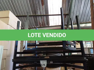 LOTE 179 - 04 MESAS BASE DE FERRO TRIANGULAR. (NO ESTADO) ATENÇÃO! FAZER A VISITAÇÃO ANTES DE ARREMATAR, NÃO SABEMOS SE FUNCIONA. LEILÃO NÃO TEM GARANTIA E NEM DEVOLUÇÃO, SUJEITO A POSSÍVEIS AVARIAS VISÍVEIS/OCULTAS E/OU AUSÊNCIA DE COMPONENTES.