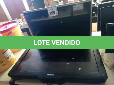LOTE 155 - 02 TVS 32” POLEGADAS SENDO UMA LG E A 01 PHILIPS. (NO ESTADO) ATENÇÃO! FAZER A VISITAÇÃO ANTES DE ARREMATAR, NÃO SABEMOS SE FUNCIONA. LEILÃO NÃO TEM GARANTIA E NEM DEVOLUÇÃO, SUJEITO A POSSÍVEIS AVARIAS VISÍVEIS/OCULTAS E/OU AUSÊNCIA DE COMPONENTES.