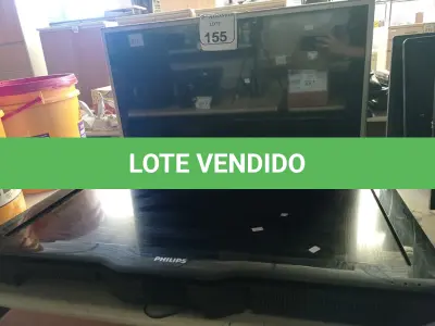 LOTE 155 - 02 TVS 32” POLEGADAS SENDO UMA LG E A 01 PHILIPS. (NO ESTADO) ATENÇÃO! FAZER A VISITAÇÃO ANTES DE ARREMATAR, NÃO SABEMOS SE FUNCIONA. LEILÃO NÃO TEM GARANTIA E NEM DEVOLUÇÃO, SUJEITO A POSSÍVEIS AVARIAS VISÍVEIS/OCULTAS E/OU AUSÊNCIA DE COMPONENTES.