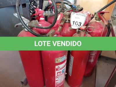LOTE 103 - 11 EXTINTORES DE INCÊNDIO MARCAS E TAMANHOS DIVERSOS. (NO ESTADO) ATENÇÃO! FAZER A VISITAÇÃO ANTES DE ARREMATAR, NÃO SABEMOS SE FUNCIONA. LEILÃO NÃO TEM GARANTIA E NEM DEVOLUÇÃO, SUJEITO A POSSÍVEIS AVARIAS VISÍVEIS/OCULTAS E/OU AUSÊNCIA DE COMPONENTES.