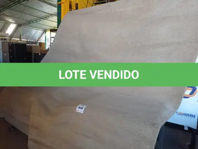 LOTE 308 - 01 TAPETE (RUG). (NO ESTADO EM QUE SE ENCONTRA. SUJEITO A AVARIAS OCULTAS/VISÍVEIS.) BH1472H