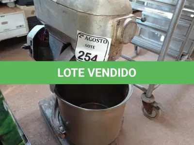 LOTE 254 - 01 BATEDEIRA SEMI INDUSTRIAL PARA A RETIRADA DE PEÇAS. (NO ESTADO) ATENÇÃO! FAZER A VISITAÇÃO ANTES DE ARREMATAR, NÃO SABEMOS SE FUNCIONA. LEILÃO NÃO TEM GARANTIA E NEM DEVOLUÇÃO, SUJEITO A POSSÍVEIS AVARIAS VISÍVEIS/OCULTAS E/OU AUSÊNCIA DE COMPONENTES.