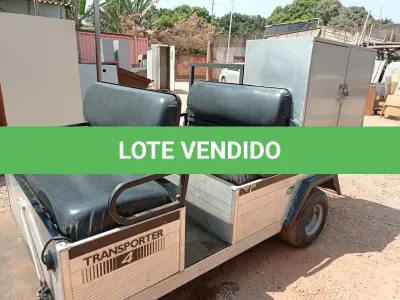 LOTE 325 - 01 CARRINHO DE GOLFE CLUB CAR TRANSPORTER 4. (NO ESTADO) (GOLF CART) (WITHOUT KEYS) (NO ESTADO EM QUE SE ENCONTRA. SUJEITO A AVARIAS OCULTAS/VISÍVEIS.) AV9495Y