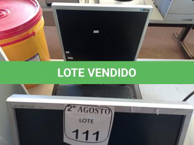 LOTE 111 - 04 MONITORES LCD MARCAS E MODELOS DIVERSOS PARA A RETIRADA DE PEÇAS. (NO ESTADO) ATENÇÃO! FAZER A VISITAÇÃO ANTES DE ARREMATAR, NÃO SABEMOS SE FUNCIONA. LEILÃO NÃO TEM GARANTIA E NEM DEVOLUÇÃO, SUJEITO A POSSÍVEIS AVARIAS VISÍVEIS/OCULTAS E/OU AUSÊNCIA DE COMPONENTES.