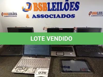 LOTE 036 - 04 NOTEBOOKS E 01 TABLET COM MARCAS E MODELOS DIVERSOS PARA RETIRADA DE PEÇAS. (NO ESTADO) ATENÇÃO! FAZER A VISITAÇÃO ANTES DE ARREMATAR, NÃO SABEMOS SE FUNCIONA. LEILÃO NÃO TEM GARANTIA E NEM DEVOLUÇÃO, SUJEITO A POSSÍVEIS AVARIAS VISÍVEIS/OCULTAS E/OU AUSÊNCIA DE COMPONENTES.