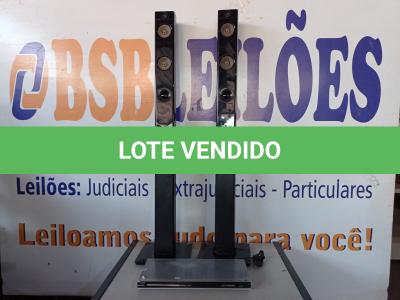 LOTE 116 - 02 CAIXAS DE SOM TIPO TORRE E 01 APARELHO DE DVD DA MARCA PHILIPS. (NO ESTADO) ATENÇÃO! FAZER A VISITAÇÃO ANTES DE ARREMATAR, NÃO SABEMOS SE FUNCIONA. LEILÃO NÃO TEM GARANTIA E NEM DEVOLUÇÃO, SUJEITO A POSSÍVEIS AVARIAS VISÍVEIS/OCULTAS E/OU AUSÊNCIA DE COMPONENTES.