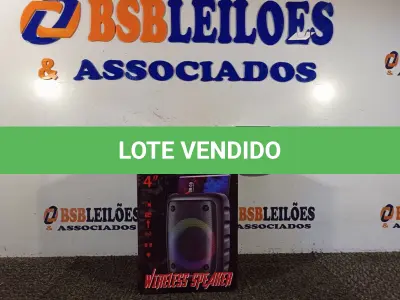 LOTE 180 - 01 CAIXA DE SOM BLUETOOTH 4”. (NO ESTADO) ATENÇÃO! FAZER A VISITAÇÃO ANTES DE ARREMATAR, NÃO SABEMOS SE FUNCIONA. LEILÃO NÃO TEM GARANTIA E NEM DEVOLUÇÃO, SUJEITO A POSSÍVEIS AVARIAS VISÍVEIS/OCULTAS E/OU AUSÊNCIA DE COMPONENTES.