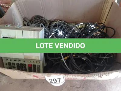 LOTE 297 - 01 LOTE COM VÁRIOS CABOS DE FORÇA PARA PC E 03 CALCULADORAS. (NO ESTADO) ATENÇÃO! FAZER A VISITAÇÃO ANTES DE ARREMATAR, NÃO SABEMOS SE FUNCIONA. LEILÃO NÃO TEM GARANTIA E NEM DEVOLUÇÃO, SUJEITO A POSSÍVEIS AVARIAS VISÍVEIS/OCULTAS E/OU AUSÊNCIA DE COMPONENTES.