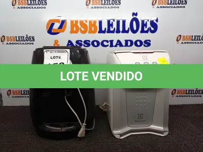 LOTE 158 - 01 PURIFICADOR DE ÁGUA MARCA ELECTROLUX E UM BEBEDOURO DE GARRAFÃO. (NO ESTADO) ATENÇÃO! FAZER A VISITAÇÃO ANTES DE ARREMATAR, NÃO SABEMOS SE FUNCIONA. LEILÃO NÃO TEM GARANTIA E NEM DEVOLUÇÃO, SUJEITO A POSSÍVEIS AVARIAS VISÍVEIS/OCULTAS E/OU AUSÊNCIA DE COMPONENTES.