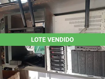 LOTE 275 - 01 SUCATA DE SERVIDOR, 01 ESTABILIZADOR, 02 CARRINHOS PARA CPU E 01 RÉGUA DE DISTRIBUIÇÃO DE ENERGIA MARCA DELL.  (NO ESTADO) ATENÇÃO! FAZER A VISITAÇÃO ANTES DE ARREMATAR, NÃO SABEMOS SE FUNCIONA. LEILÃO NÃO TEM GARANTIA E NEM DEVOLUÇÃO, SUJEITO A POSSÍVEIS AVARIAS VISÍVEIS/OCULTAS E/OU AUSÊNCIA DE COMPONENTES.