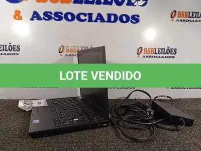 LOTE 033 - 01 NOTEBOOK MARCA DELL COM FONTE. (NO ESTADO) ATENÇÃO! FAZER A VISITAÇÃO ANTES DE ARREMATAR, NÃO SABEMOS SE FUNCIONA. LEILÃO NÃO TEM GARANTIA E NEM DEVOLUÇÃO, SUJEITO A POSSÍVEIS AVARIAS VISÍVEIS/OCULTAS E/OU AUSÊNCIA DE COMPONENTES.