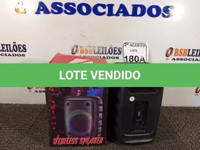 LOTE 180 - 01 CAIXA DE SOM BLUETOOTH 4”. (NO ESTADO) ATENÇÃO! FAZER A VISITAÇÃO ANTES DE ARREMATAR, NÃO SABEMOS SE FUNCIONA. LEILÃO NÃO TEM GARANTIA E NEM DEVOLUÇÃO, SUJEITO A POSSÍVEIS AVARIAS VISÍVEIS/OCULTAS E/OU AUSÊNCIA DE COMPONENTES.