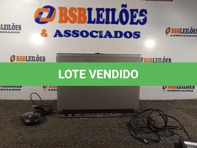 LOTE 036 - 01 NOTEBOOK MARCA DELL COM FONTE. (NO ESTADO) ATENÇÃO! FAZER A VISITAÇÃO ANTES DE ARREMATAR, NÃO SABEMOS SE FUNCIONA. LEILÃO NÃO TEM GARANTIA E NEM DEVOLUÇÃO, SUJEITO A POSSÍVEIS AVARIAS VISÍVEIS/OCULTAS E/OU AUSÊNCIA DE COMPONENTES.