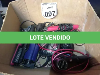 LOTE 097 - 01 LOTE COM DIVERSOS APARELHOS DE BELEZA. (NO ESTADO) ATENÇÃO! FAZER A VISITAÇÃO ANTES DE ARREMATAR, NÃO SABEMOS SE FUNCIONA. LEILÃO NÃO TEM GARANTIA E NEM DEVOLUÇÃO, SUJEITO A POSSÍVEIS AVARIAS VISÍVEIS/OCULTAS E/OU AUSÊNCIA DE COMPONENTES.