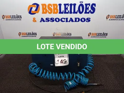 LOTE 149 - 01 COMPRESSOR DE AR. (NO ESTADO) ATENÇÃO! FAZER A VISITAÇÃO ANTES DE ARREMATAR, NÃO SABEMOS SE FUNCIONA. LEILÃO NÃO TEM GARANTIA E NEM DEVOLUÇÃO, SUJEITO A POSSÍVEIS AVARIAS VISÍVEIS/OCULTAS E/OU AUSÊNCIA DE COMPONENTES.
