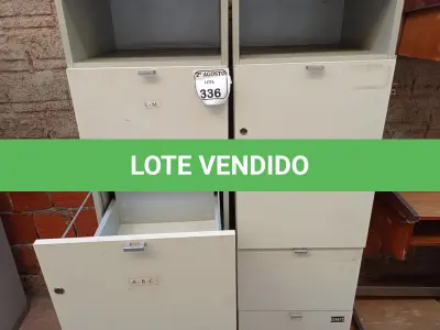 LOTE 336 - 02 ARQUIVOS EM MADEIRA COM 04 GAVETAS. (NO ESTADO) ATENÇÃO! FAZER A VISITAÇÃO ANTES DE ARREMATAR, NÃO SABEMOS SE FUNCIONA. LEILÃO NÃO TEM GARANTIA E NEM DEVOLUÇÃO, SUJEITO A POSSÍVEIS AVARIAS VISÍVEIS/OCULTAS E/OU AUSÊNCIA DE COMPONENTES.