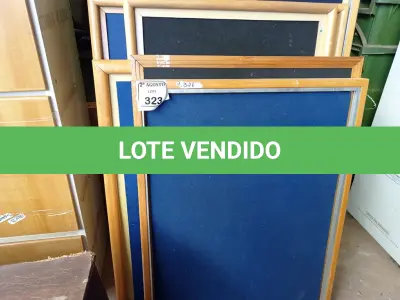 LOTE 323 - 08 QUADROS DE AVISO TAMANHOS DIVERSOS. (NO ESTADO) ATENÇÃO! FAZER A VISITAÇÃO ANTES DE ARREMATAR, NÃO SABEMOS SE FUNCIONA. LEILÃO NÃO TEM GARANTIA E NEM DEVOLUÇÃO, SUJEITO A POSSÍVEIS AVARIAS VISÍVEIS/OCULTAS E/OU AUSÊNCIA DE COMPONENTES.